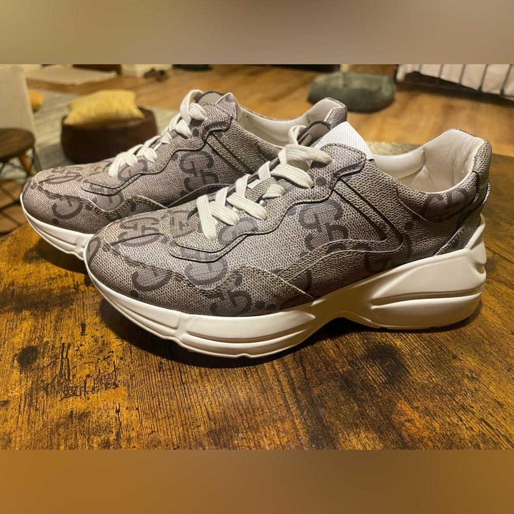 Gucci Sneakers